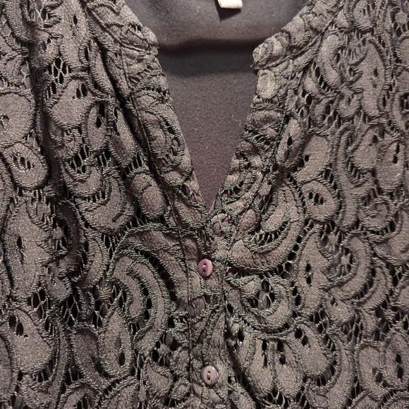 Plus Size 2X Market & Spruce Black Knit Blouse by Market w/Battenburg Lace Front - Picture 7 of 9